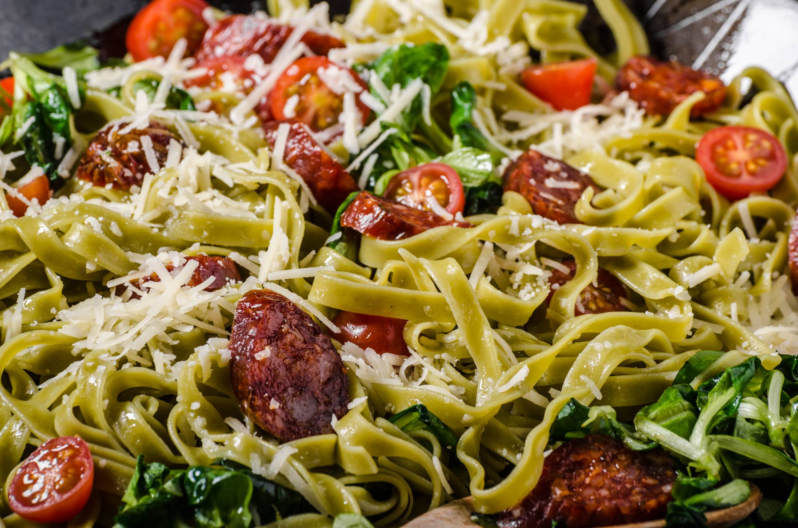Pasta with Cherry & Spinach